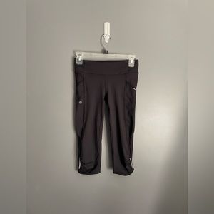 Athleta Girl Capri Leggings Youth Size Large